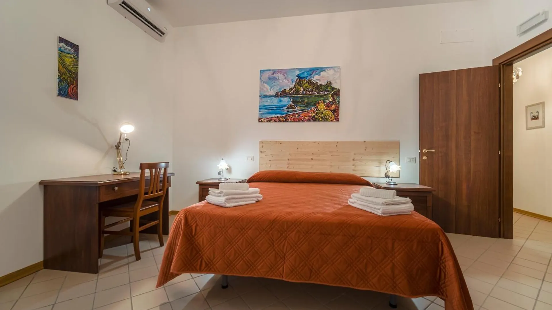 Il Vivaio Bed And Breakfast Santa Teresa Di Riva Bed & Breakfast