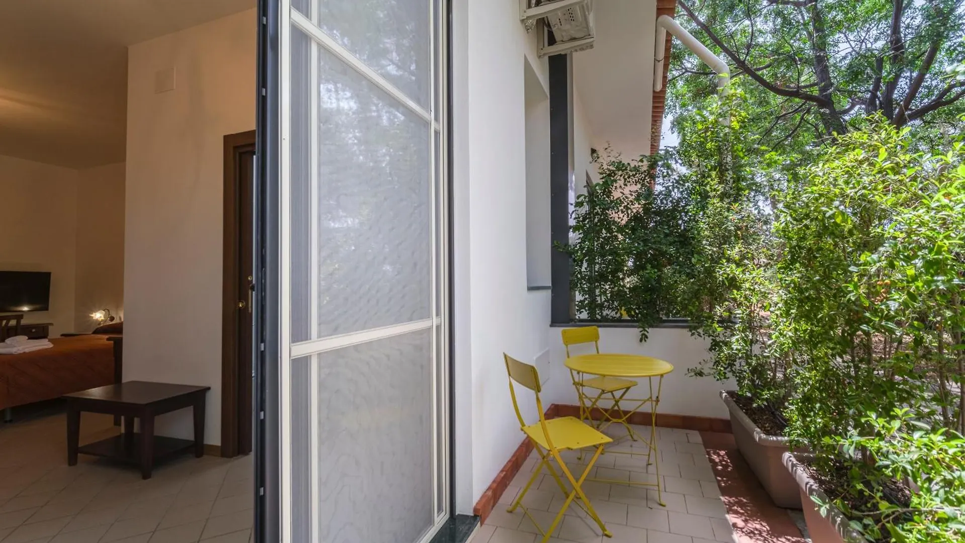 Il Vivaio Bed And Breakfast Santa Teresa Di Riva Bed & Breakfast